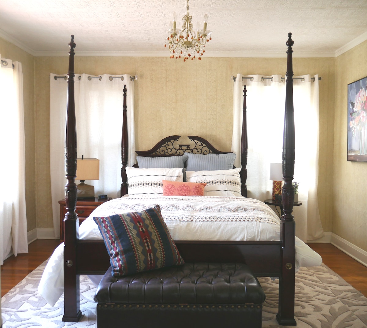 חדר שינה 2 מיטת קווין סייז, חלונות מזרחיים עם הרבה אור טבעי.