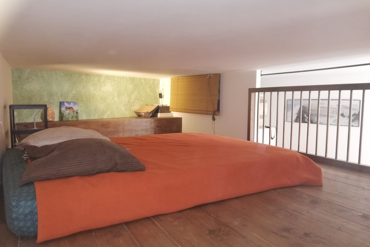 Successful Airbnb property: studio 4p. Les Menuires, at the foot of the slopes in Les Belleville