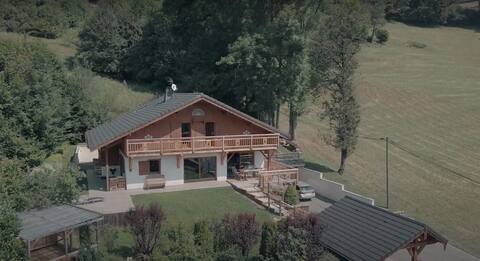 6-12 pers Chalet Edelweiss~ Spacious,charm and views