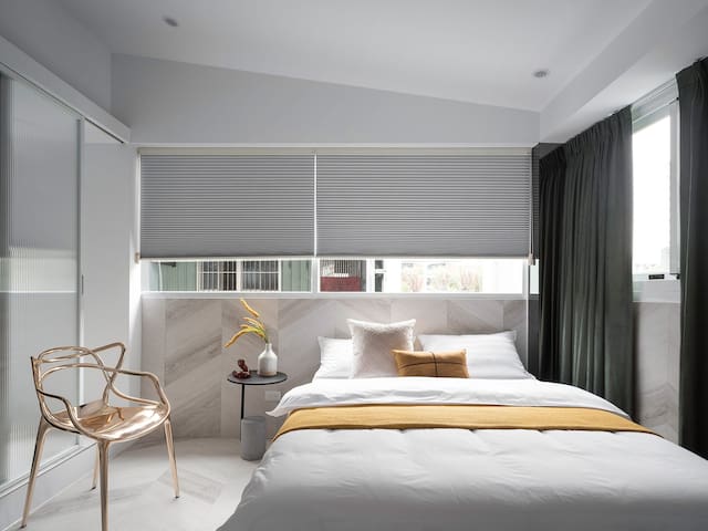 Villa.M/三層樓獨棟別墅/寧夏夜市3分鐘/捷運雙連站7分鐘/中山站9分鐘/頂級雙衛浴/浴缸 gallery image 2