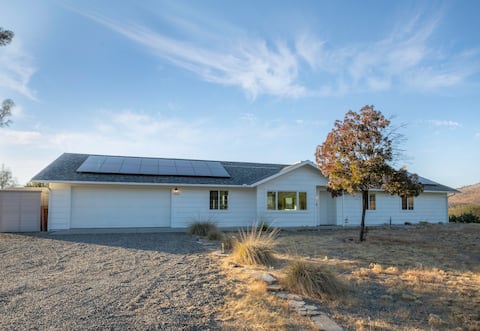 Relaxation Station: Private, Fence Big Yard, Views