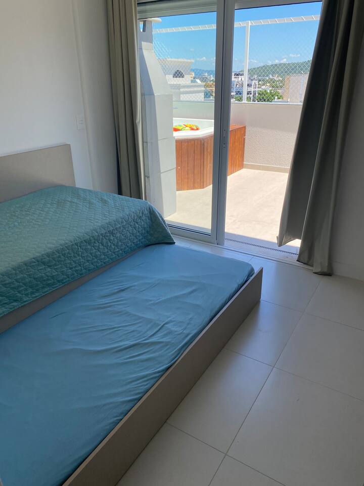 Chumba cha 2 chenye kitanda cha watu wawili na mwonekano wa mtaro 