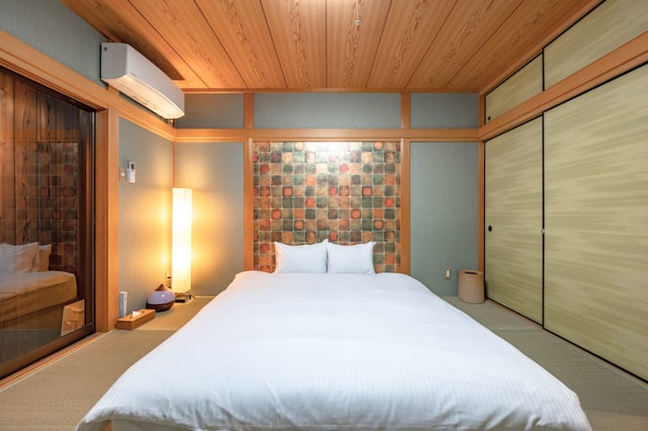 מיטה זוגית בחדר טטאמי ב -1F | 1樓的雙人床榻榻米房間