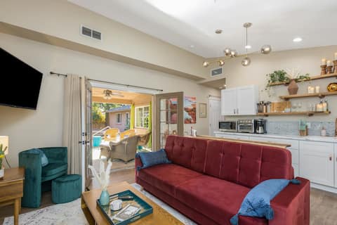 Successful Airbnb property: Amazing Reviews-POOL OASIS-EV Charger, Kitchenette in Gilbert