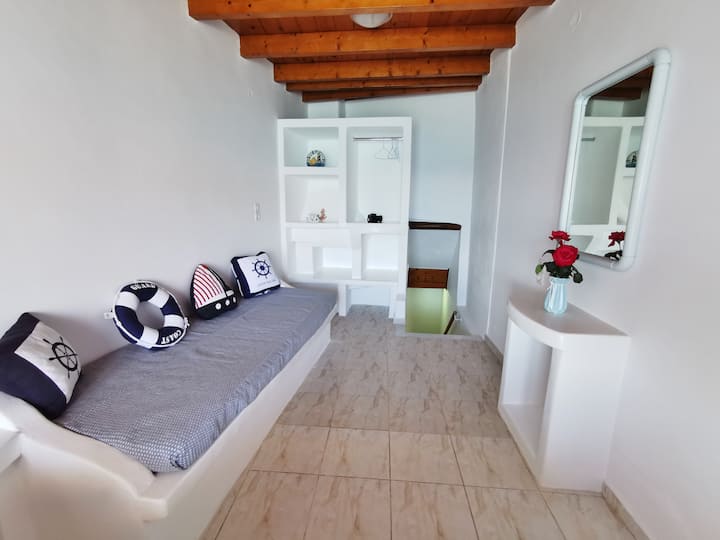 Blue Mare - Marinero's 2-floor House On The Beach - Milos