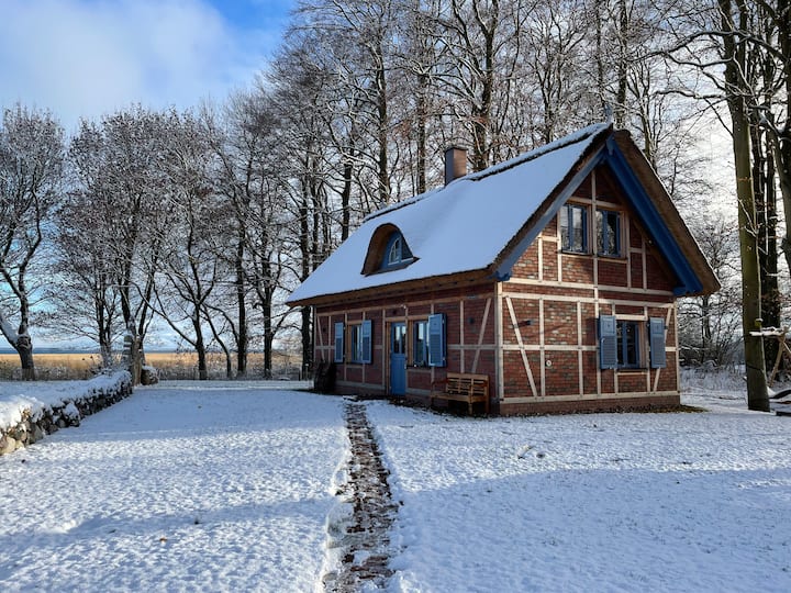 Excl. thatched halftimbered holidayhouse waterview