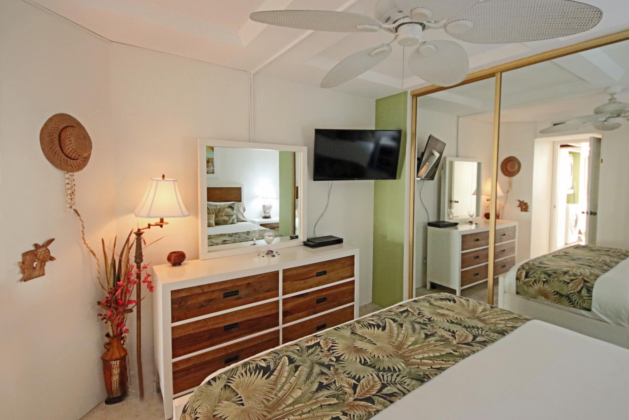 Condo in Waianae · ★4.97 · 1 bedroom · 1 bed · 1 private bath - Image 9