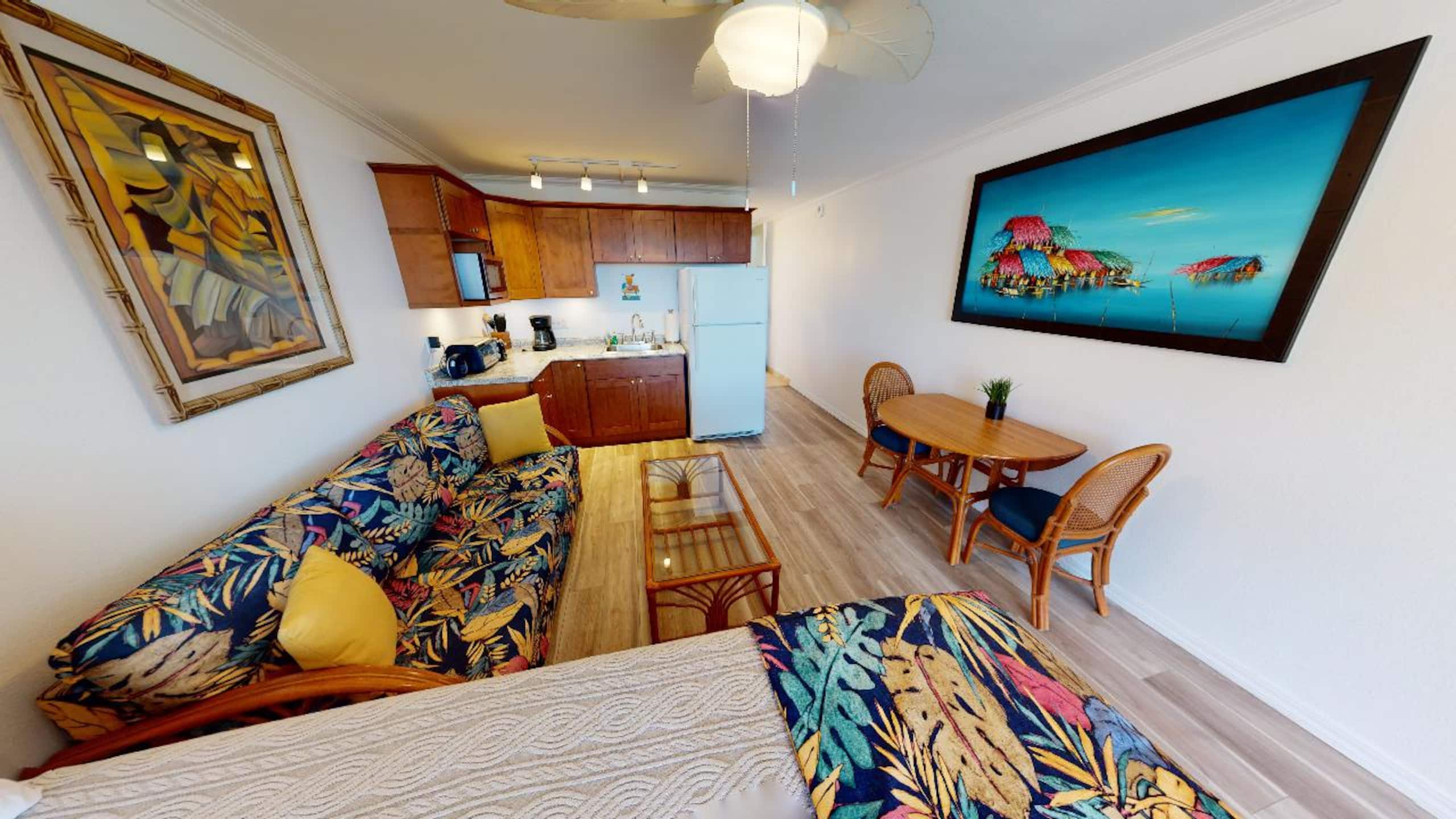 Condo in Kailua-Kona · ★4.89 · 1 bedroom · 2 beds · 1 private bath - Image 7