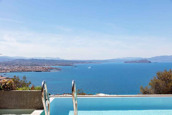Omnia Villa I – Heated* pool & stunning seaview! gallery image 4