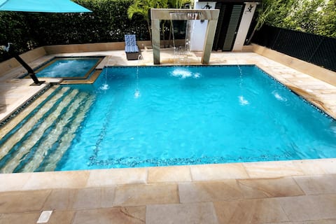 Incredible Rest House/Private Pool