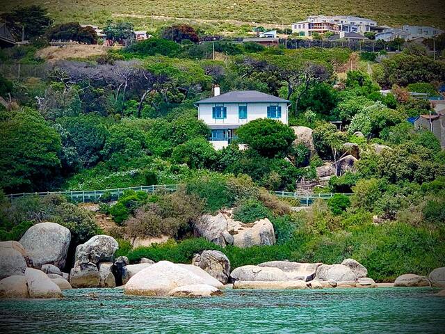 Stunning Boulders Beach house – Simonstown, Cape