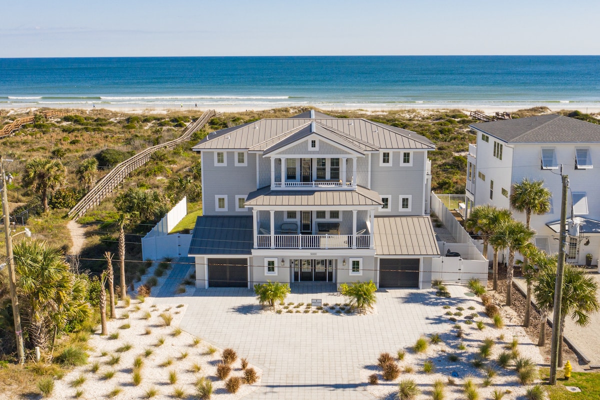 Oceanfront Premier Vacation Rental +  Luxury Pool