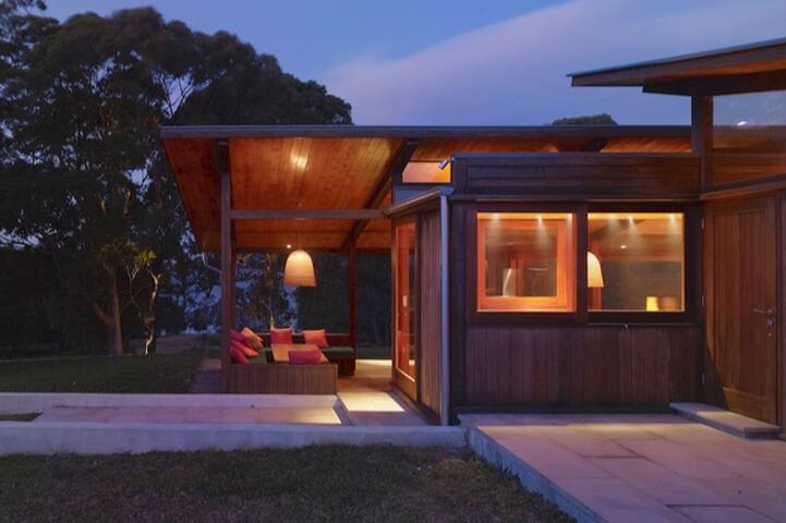 2 separate houses one property lake views gallery image 5