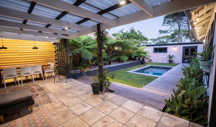 Stay in the Meadow gallery image 5