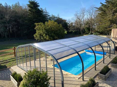 Group lodge - 20 beds - Heated pool