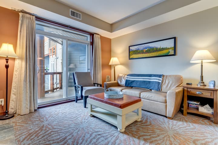 🏔 Mountain Views ⭐Hot Tubs + Pool⭐ Minutes➡️banff - Banff National Park