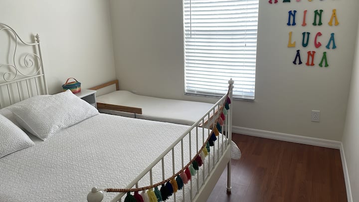 second bedroom with window to the front garden
