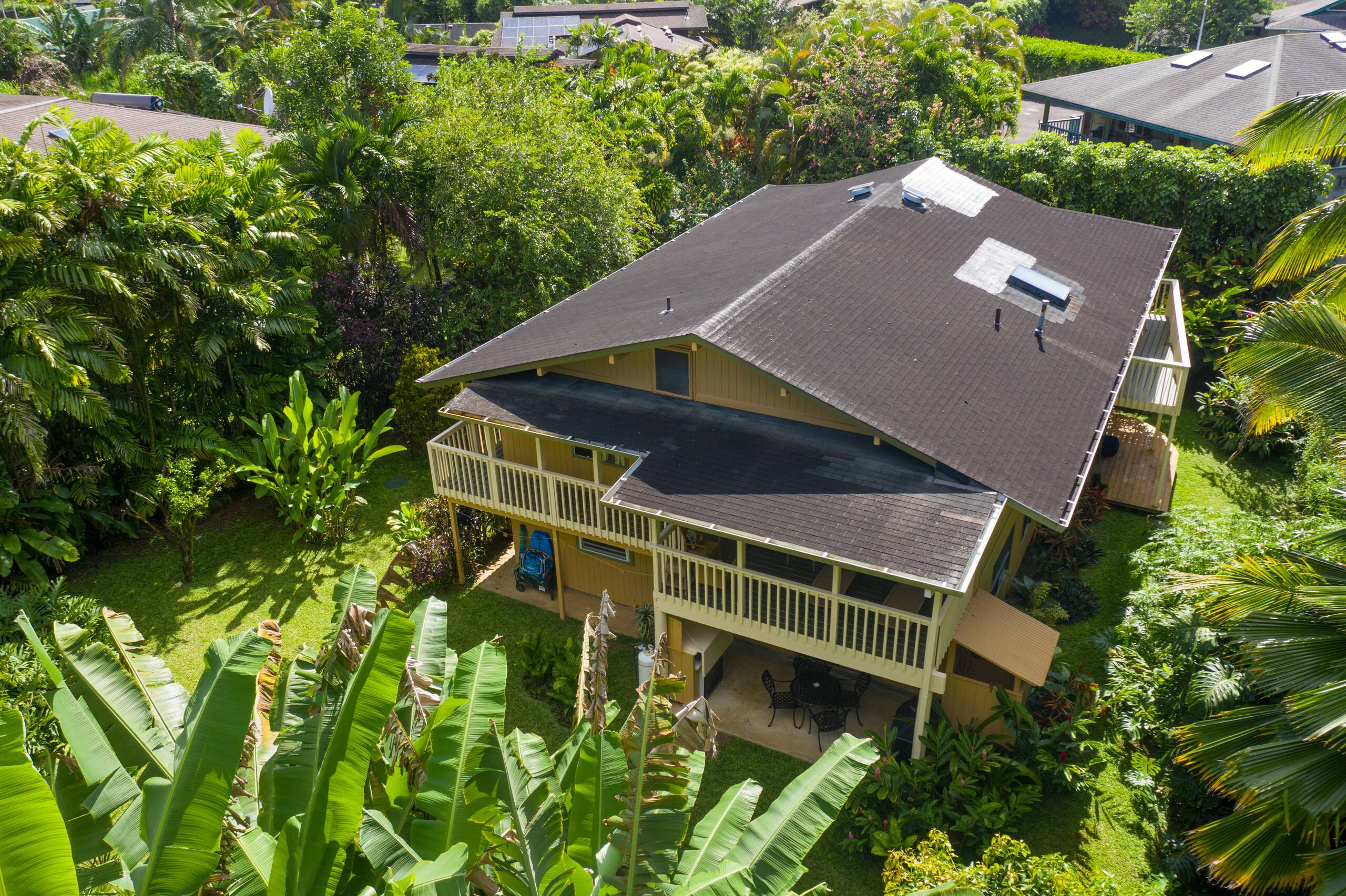 Home in Hanalei · ★5.0 · 5 bedrooms · 6 beds · 3 baths - Image 13