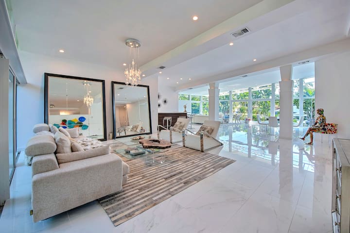 Luxury Villa with Pool & Private Dockside Charm