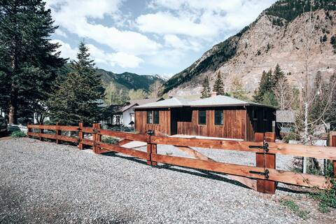 Your Mountain Retreat with Sauna