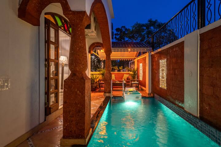 Luxurious 3BHK Villa with a Pool at Candolim