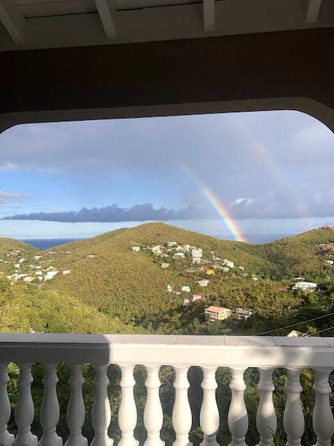 Popular Airbnb listing: Villa w/ Pool, AC, 2 King BR, views, BACK UP POWER in Cruz Bay