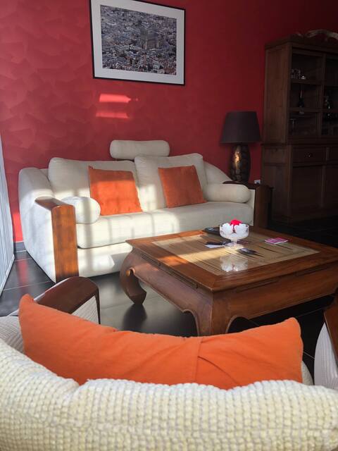 Annonce Airbnb populaire: Chapter 1 – Cottage in Courmas, Champagne à Marne