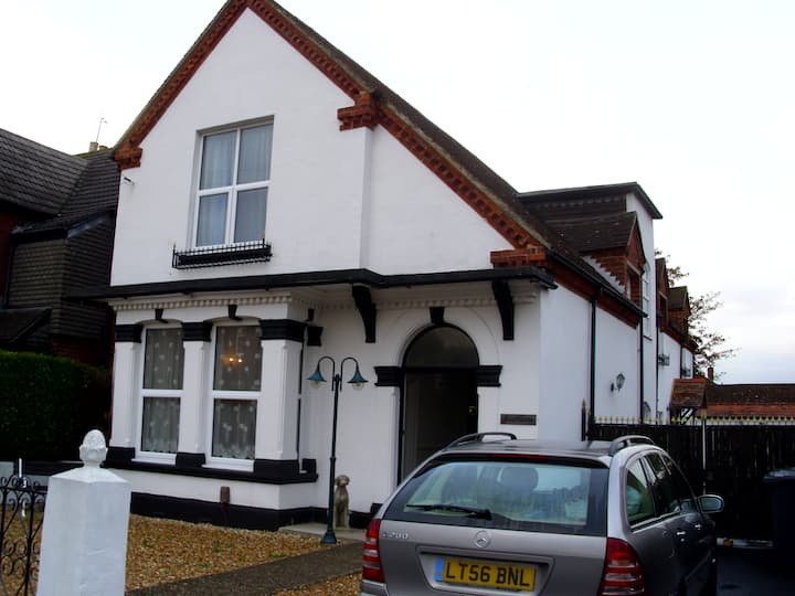 Hayling Island Vacation Rentals & Homes England, United Kingdom Airbnb