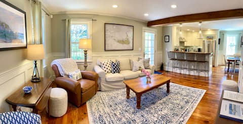 Top performing Airbnb: Quiet Cul-de-Sac | AC | Top-Rated Nantucket Stay in Nantucket