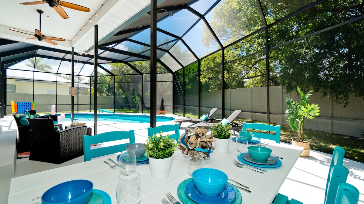 Dine next to the shimmering pool, where every meal becomes a magical moment.