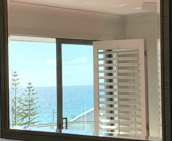 Scarborough Beach Front Resort – Shell Thirteen gallery image 2