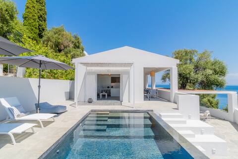 ZOELA ZOI  - Pool | View | Privacy
