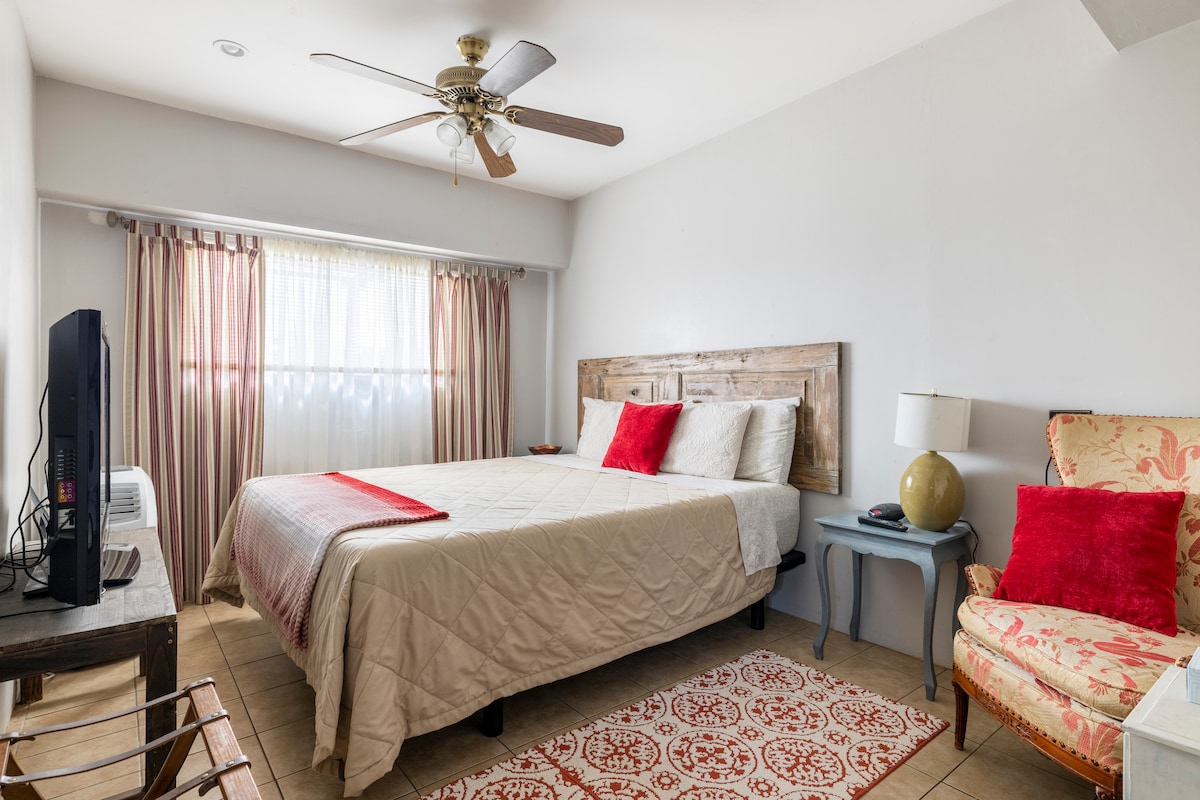 1BR/1BA with Private Entrance, 5min to PHX Airport - Houses for