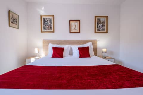 One-bedroom apartment with pool | Villa Montês