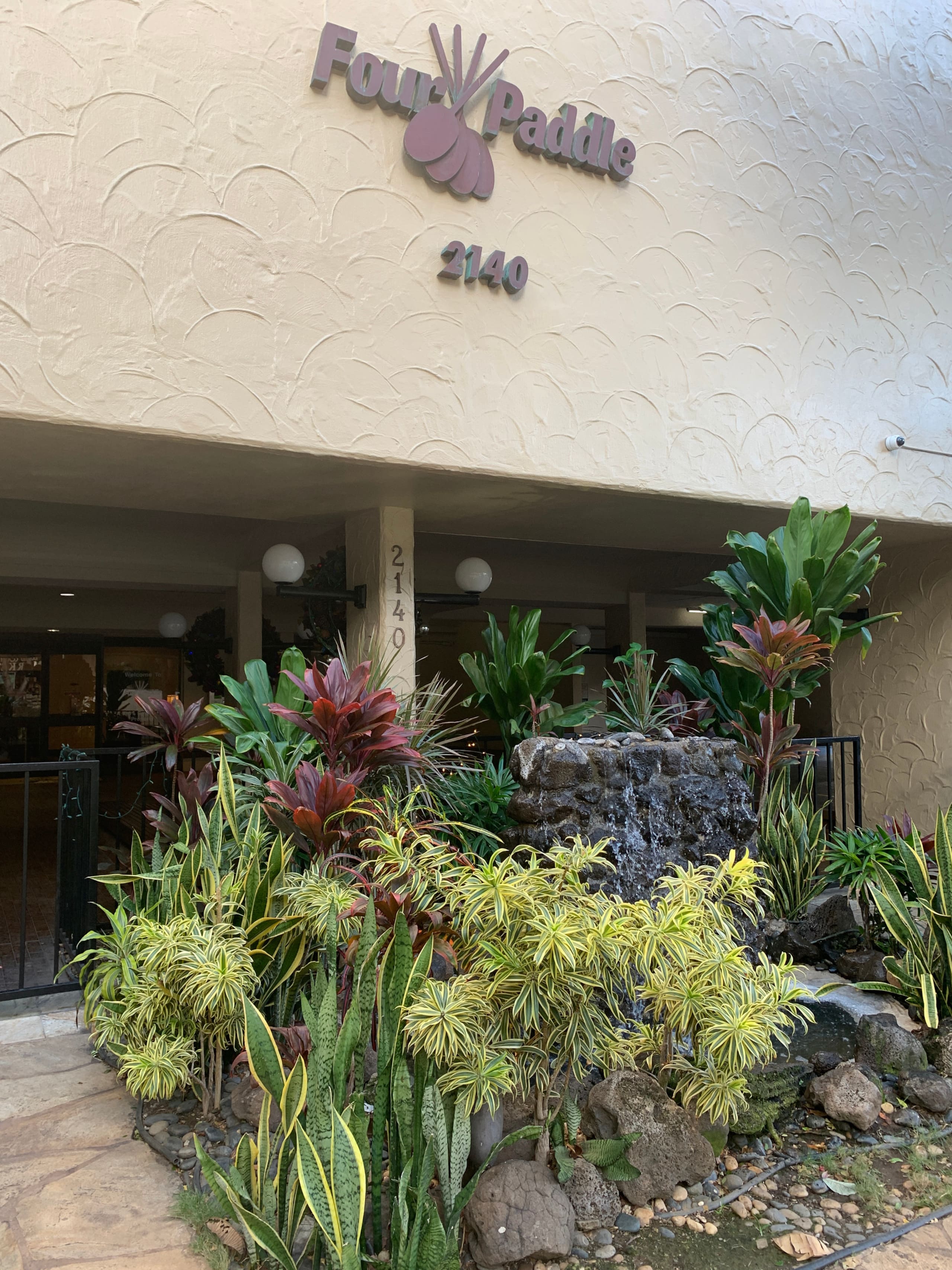 Condo in Honolulu · ★4.93 · 1 bedroom · 3 beds · 1 private bath - Image 8
