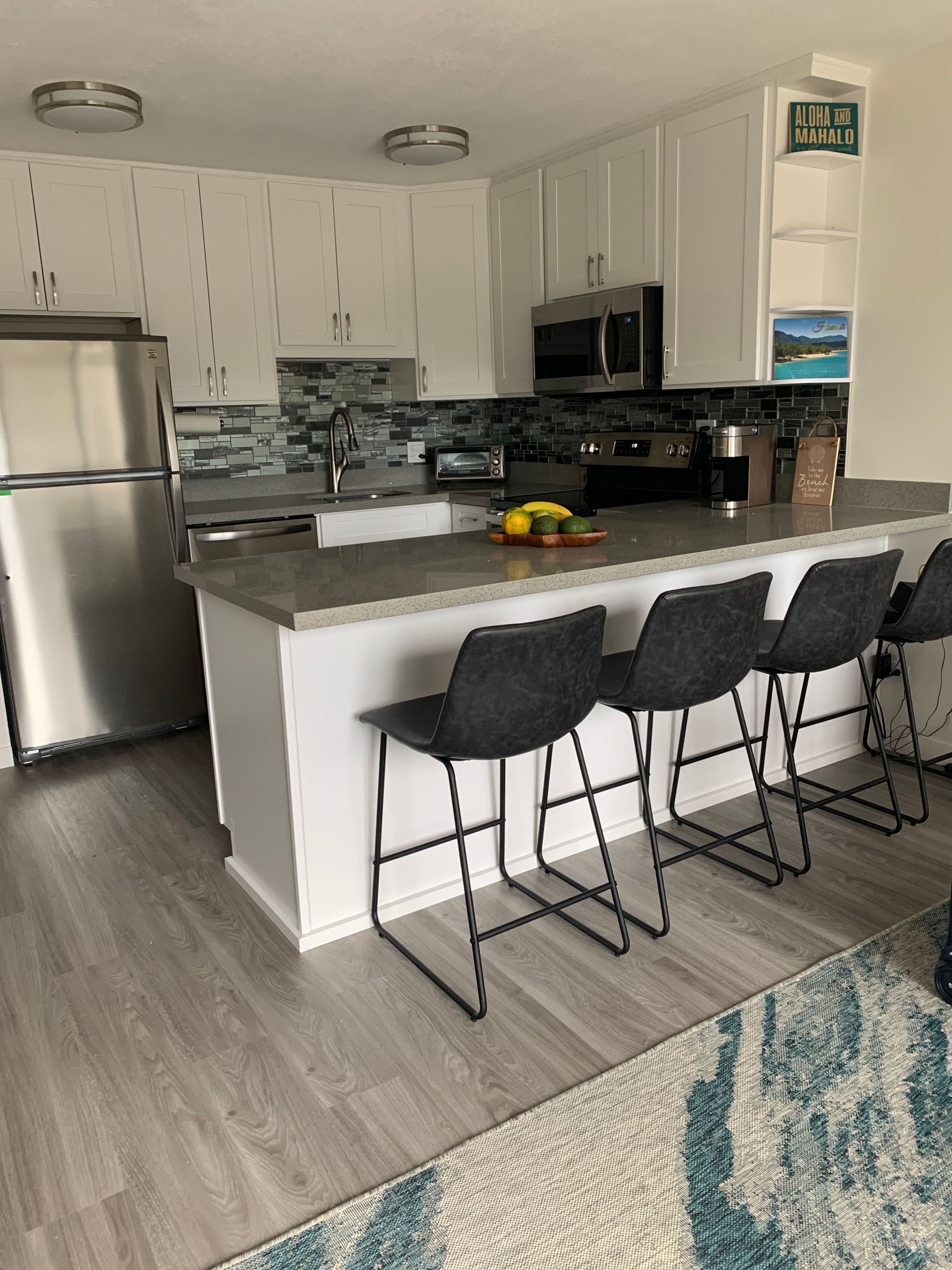 Condo in Honolulu · ★4.93 · 1 bedroom · 3 beds · 1 private bath - Image 2