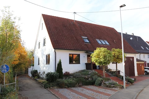 Large, modern family-friendly 4-room apartment