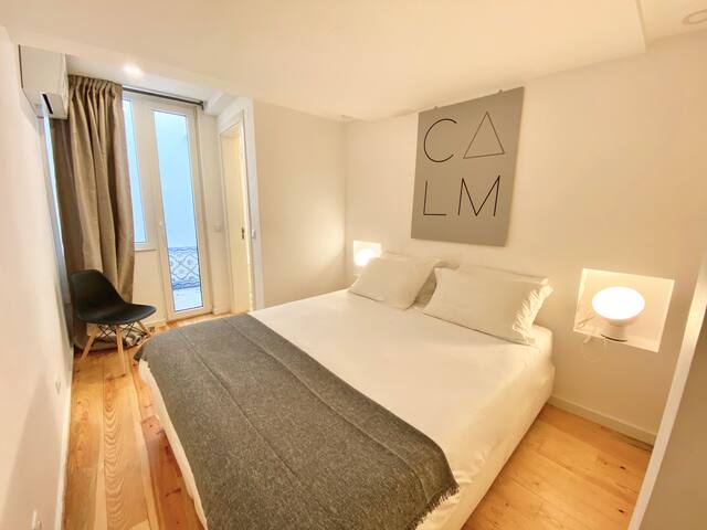 MY LX FLAT Stylish Apartment in Old Town gallery image 2