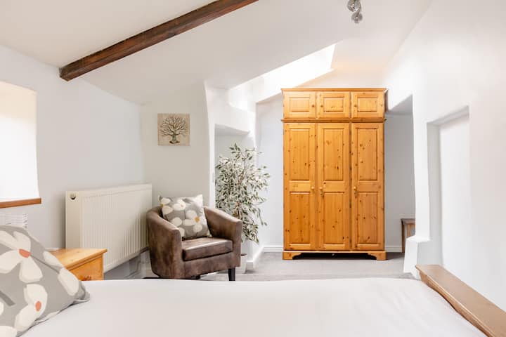 Hauptschlafzimmer mit Super-Kingsize-Bett