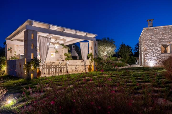 Tenuta Traghetto; Villa w saltwater heated pool gallery image 5