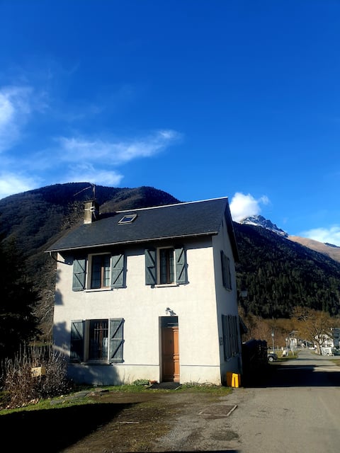 House in Guchan