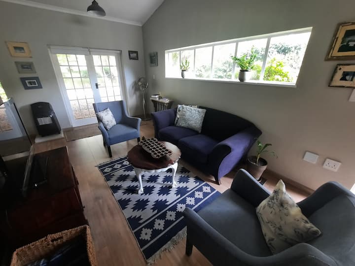 Nel's Cottage, A Private And Peaceful Cottage - Benoni