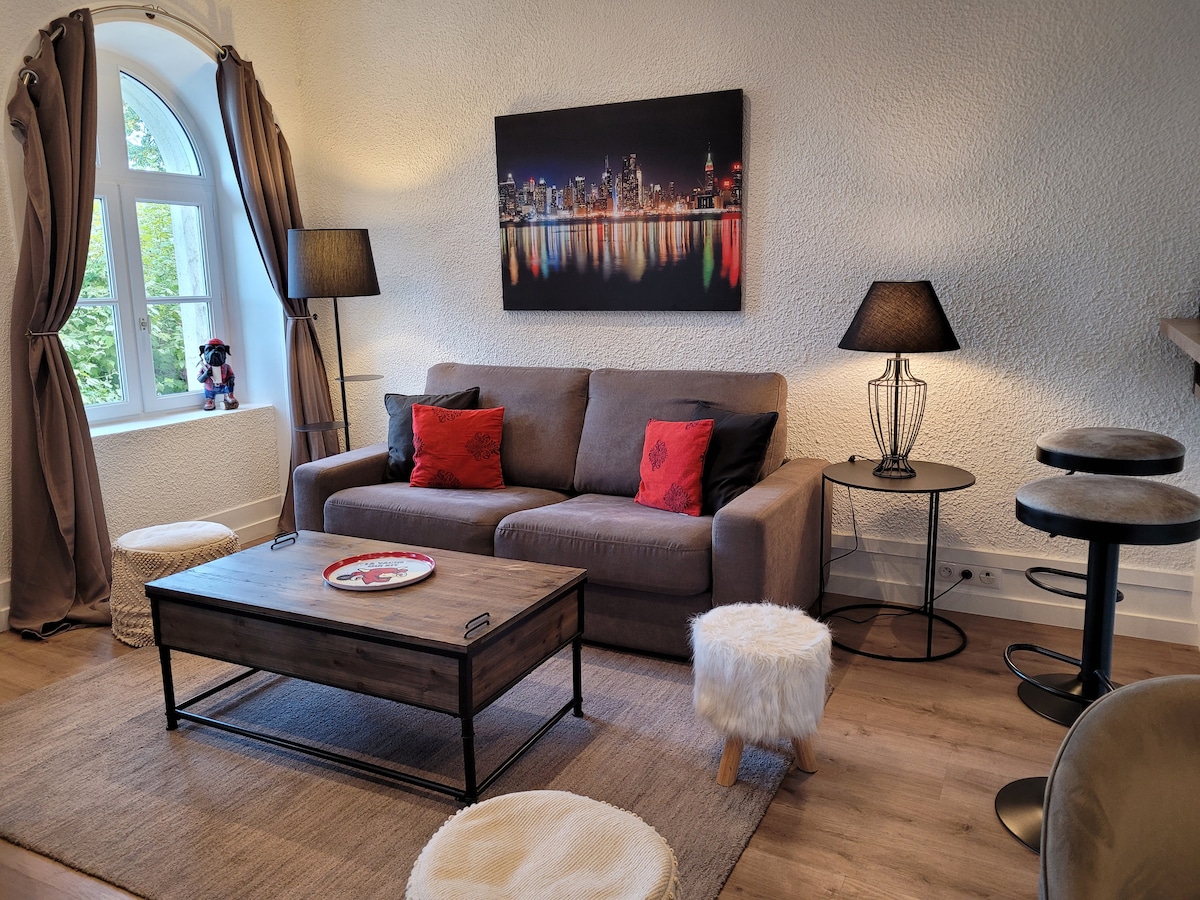 Propriété Airbnb réussie: P'tit Montciel on the heights of Lons à Lons Le Saunier