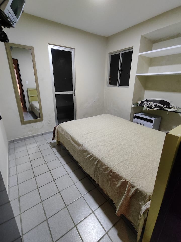 Habitación doble con balcón.