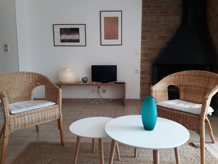Maison Lumineuse à Collioure, Avec Terrasse. - Collioure