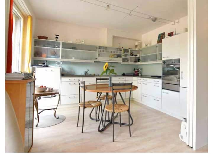 Charming Flat In The City - Zúrich, Suiza