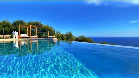 Top Airbnb: Villa Horizon Blue -Parga Villas Collection in Δήμος Πάργας