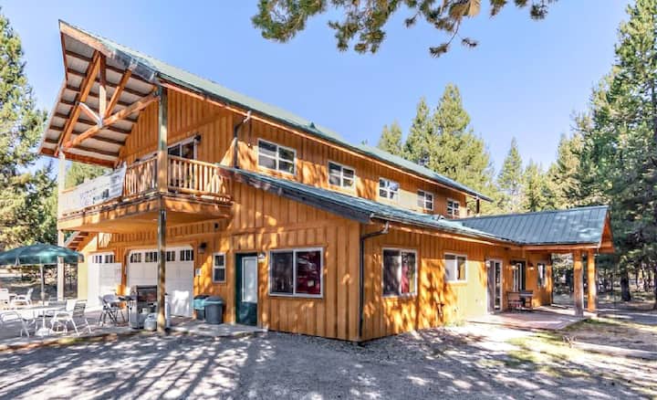 5BR DiamondStone Entire Lodge / Cabin - Cabins for Rent in La Pine