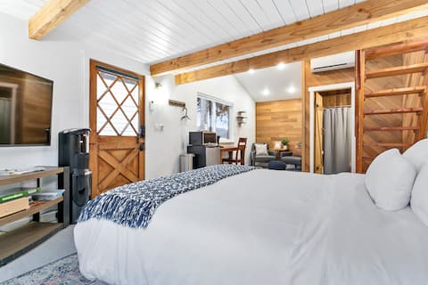 Lake Samish Cottage
