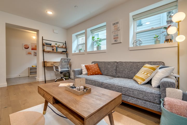 Alberta Retreat - Fire Pit & Driveway Parking! - Portland, OR